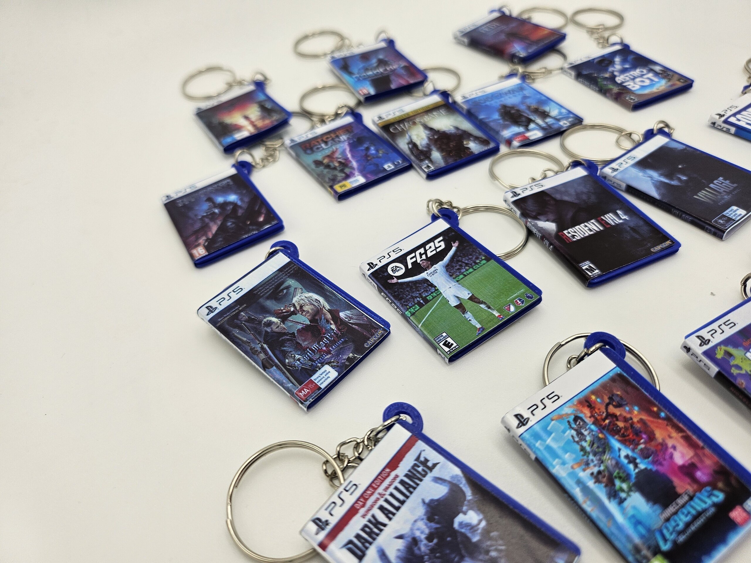 LLAVERO VIDEOJUEGO PLAYSTATION 5 - 2