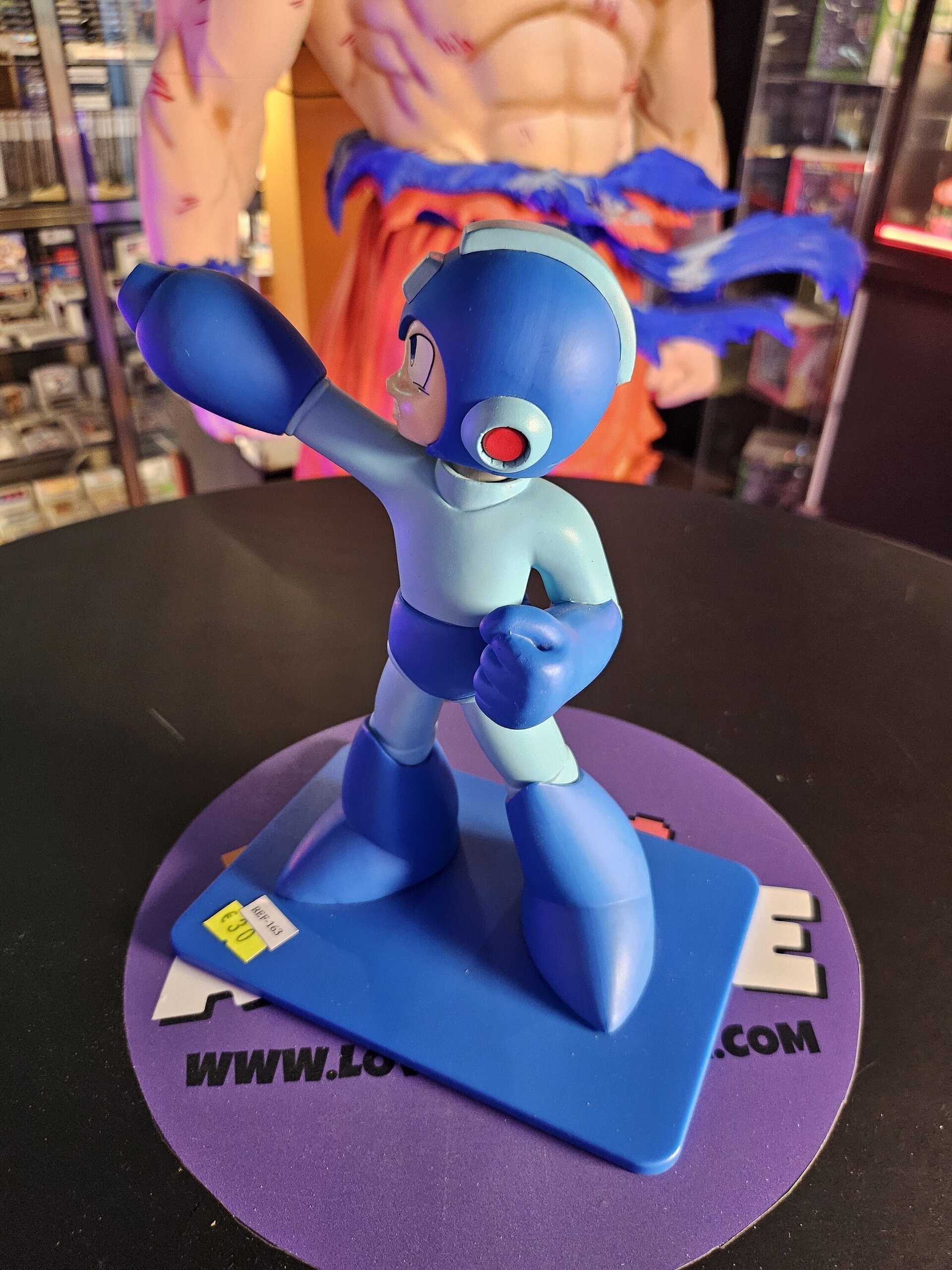 FIGURA MEGAMAN AZUL - 5
