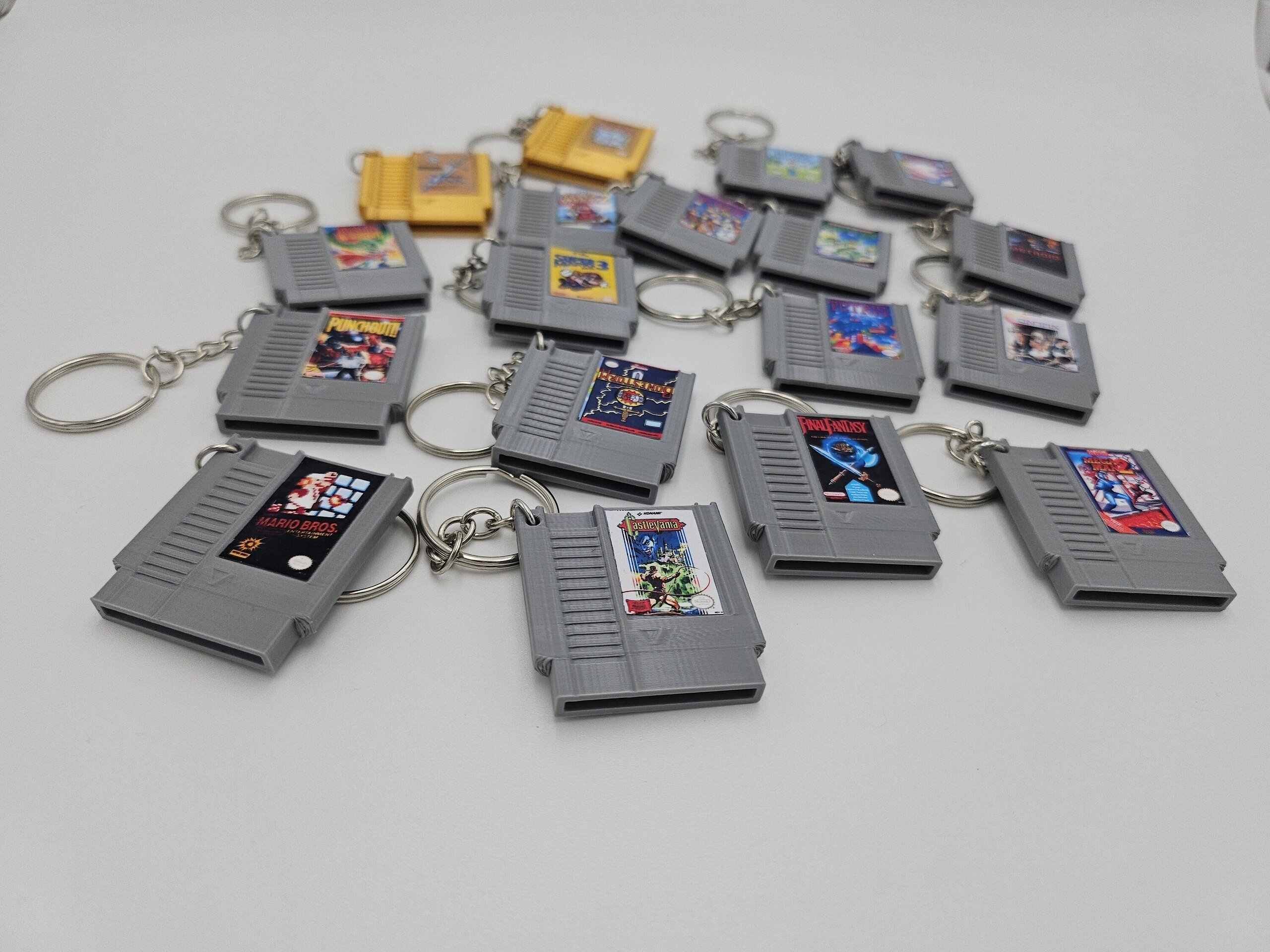 LLAVERO CARTUCHO VIDEOJUEGO NES - 1