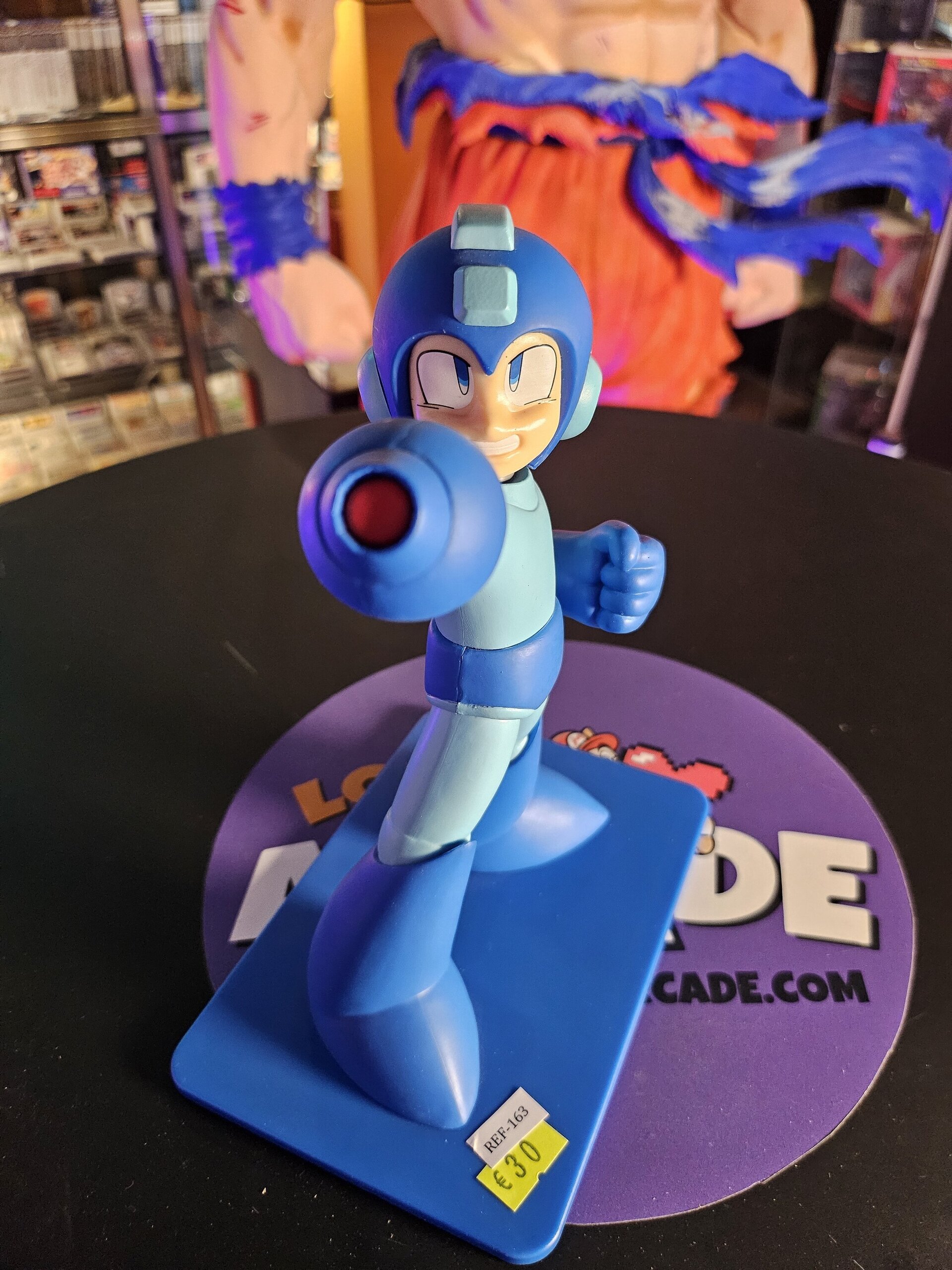 FIGURA MEGAMAN AZUL - 4