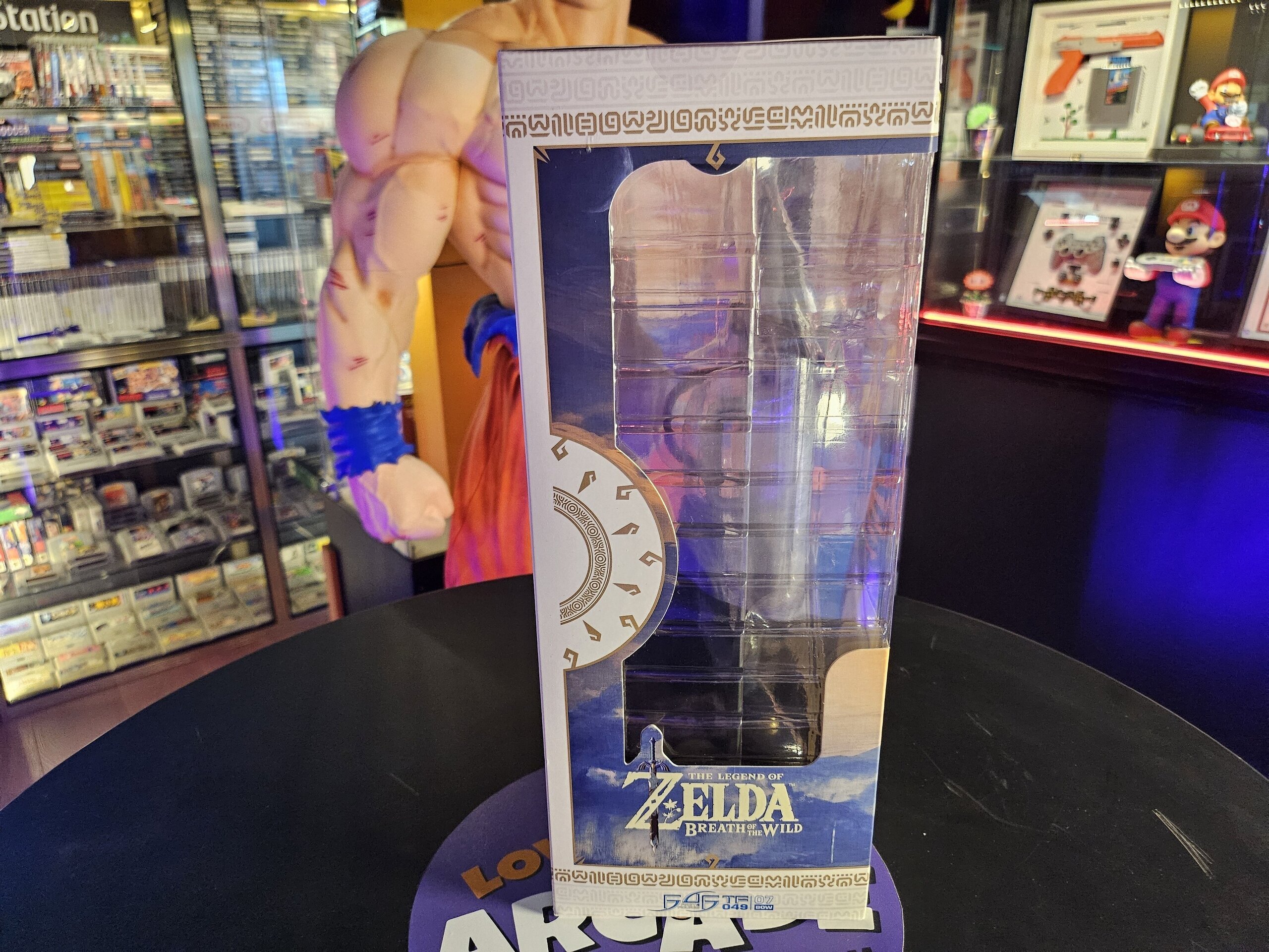 FIGURA ZELDA HYLIAN SHIELD - 4